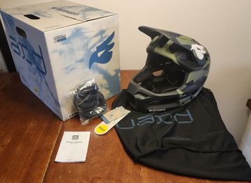 Brugt Bluegrass Vanguard Core Edition MIPS 2025 Cycling Accessories