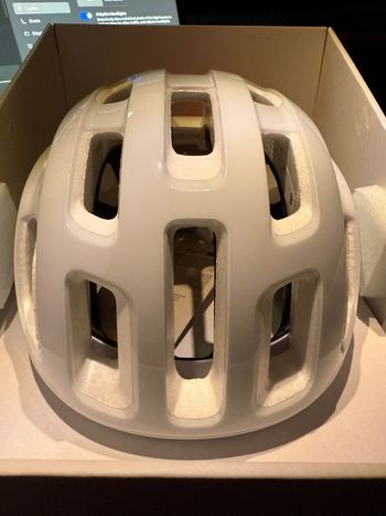 Used POC RAPHA + POC VENTRAL AIR 2025 bike — image 2 of 7