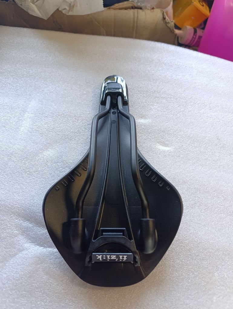 Used Fizik antares 2025 bike — image 4 of 7