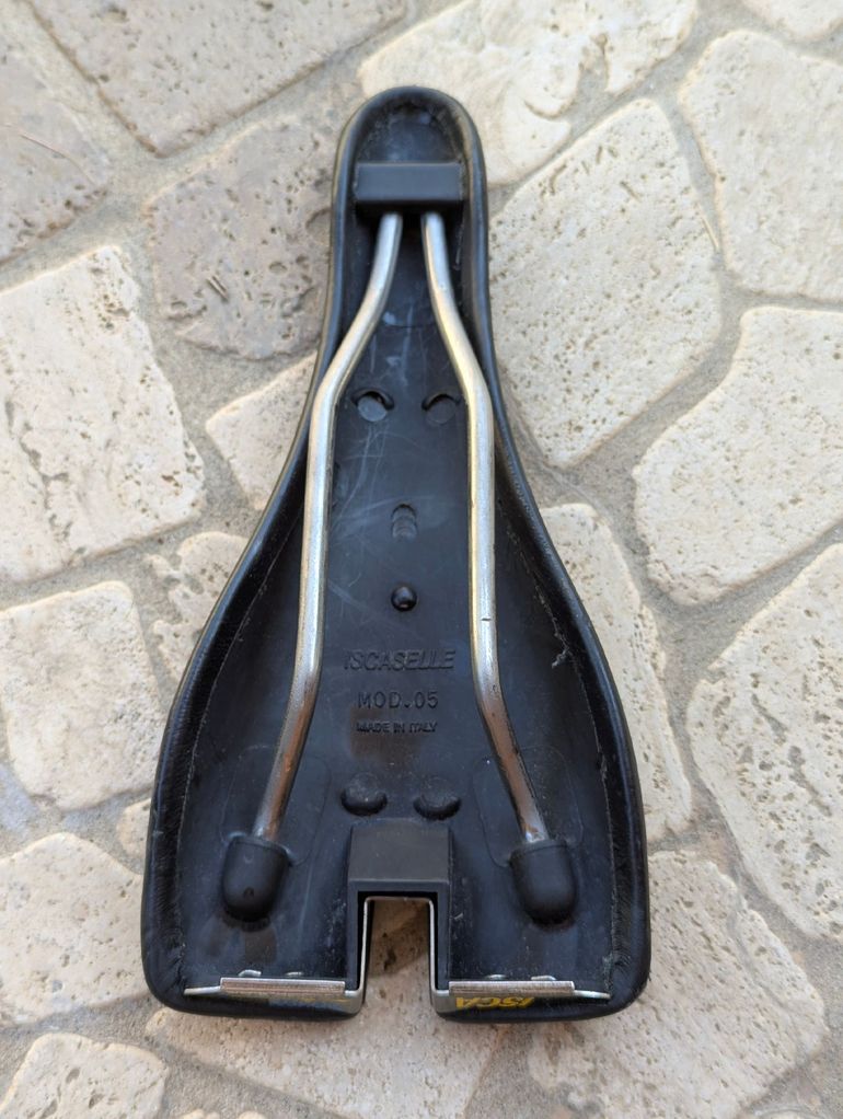 Used Iscaselle Dakar Titanio bike — image 5 of 6