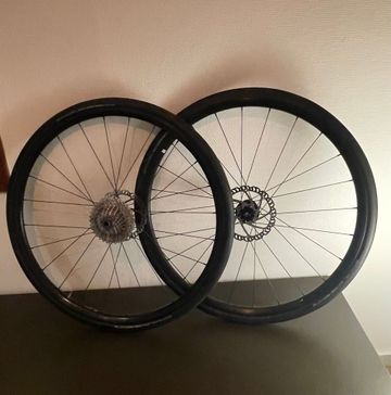 Brugt Giant P-X2 Disc wheelset bike — billede 1 af 3