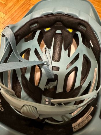 Brugt Giro Montaro II 2025 bike — billede 5 af 7