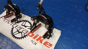Used Campagnolo Freni Dual Pivot  Record - RC06 2022 bike — image 4 of 7