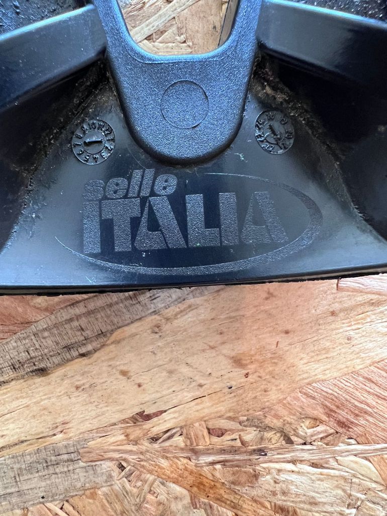 Used Selle Italia SLR 2024 bike — image 4 of 5