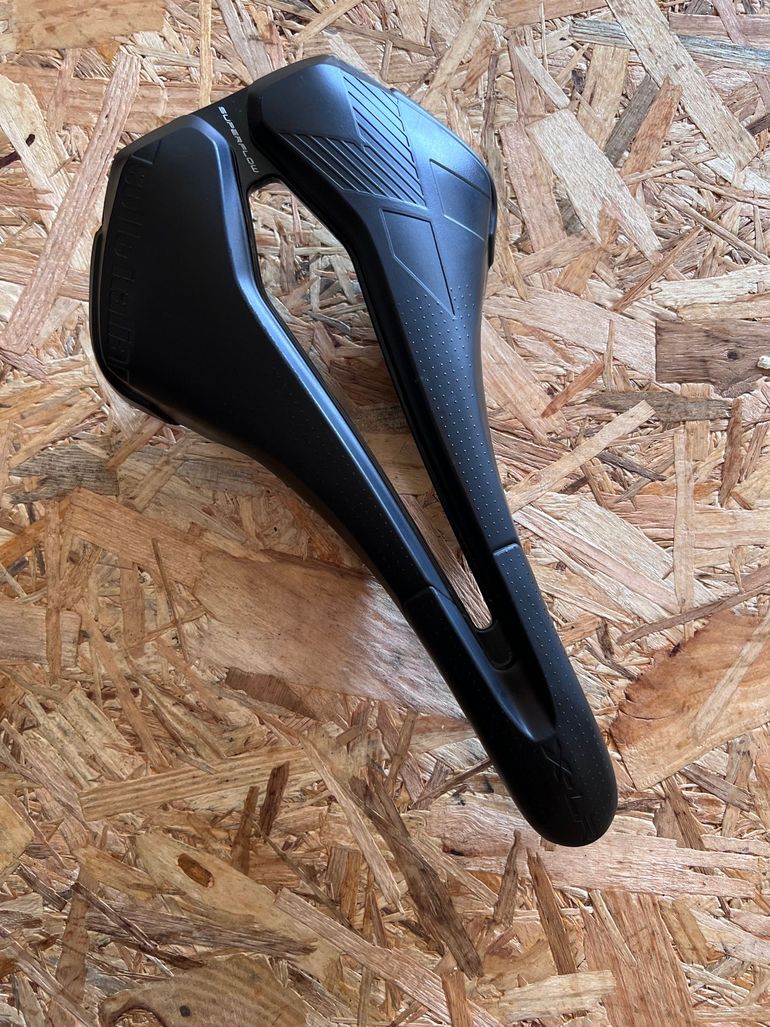Used Selle Italia SLR 2024 bike — image 1 of 5
