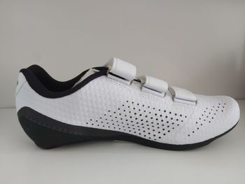 Used Giro Stylos 2025 bike — image 2 of 5