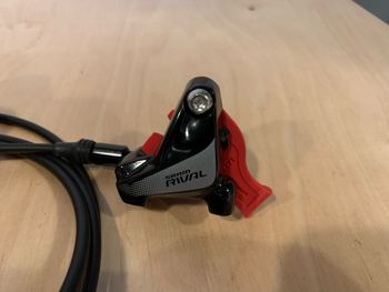 Used Sram Sram Rival frein à disque arrière gauche (UK) 2021 bike — image 2 of 2