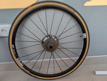 Used Dt Swiss C1800 Spline 2022 bike — image 3 of 8