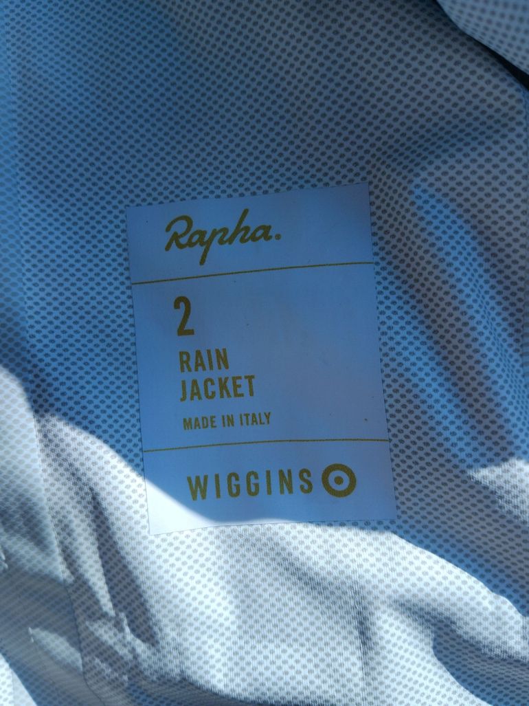 Used Rapha Team Wiggins Rain Jacket 2016 bike — image 6 of 8