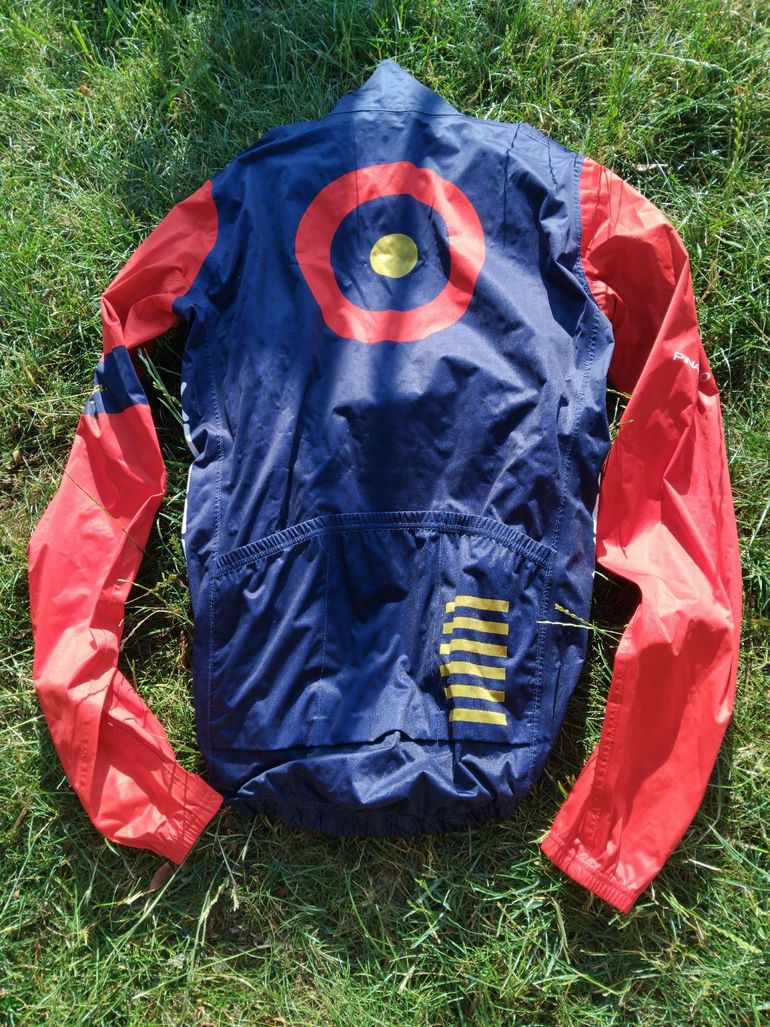 Used Rapha Team Wiggins Rain Jacket 2016 bike — image 4 of 8