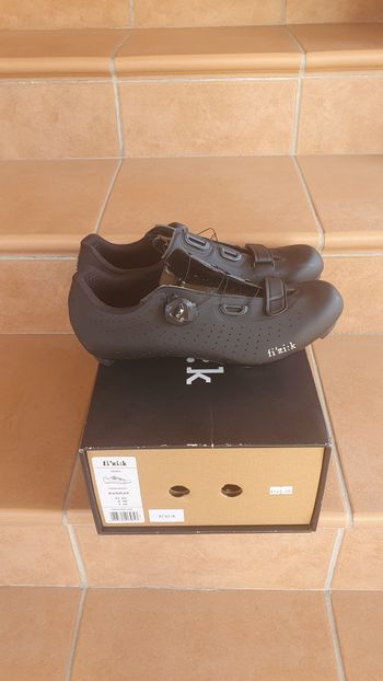 Used Fizik TEMPO OVERCURVE R5 2021 bike — image 2 of 4