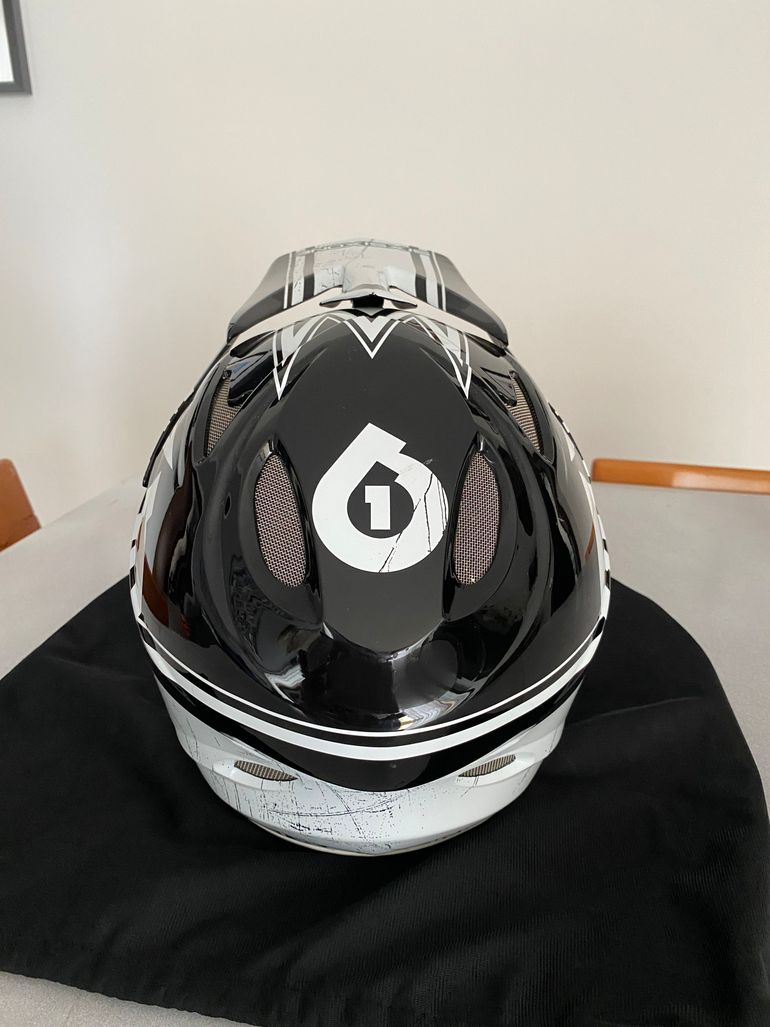 Used SixSixOne Shift Comp bike — image 3 of 6