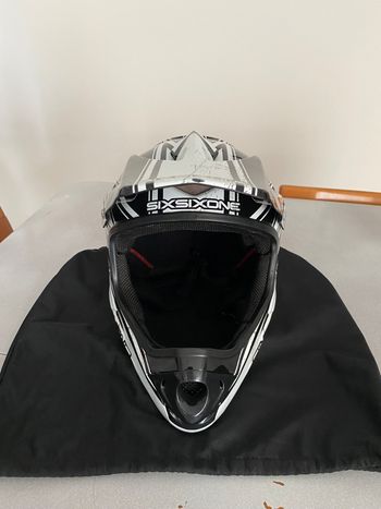 Used SixSixOne Shift Comp bike — image 4 of 6