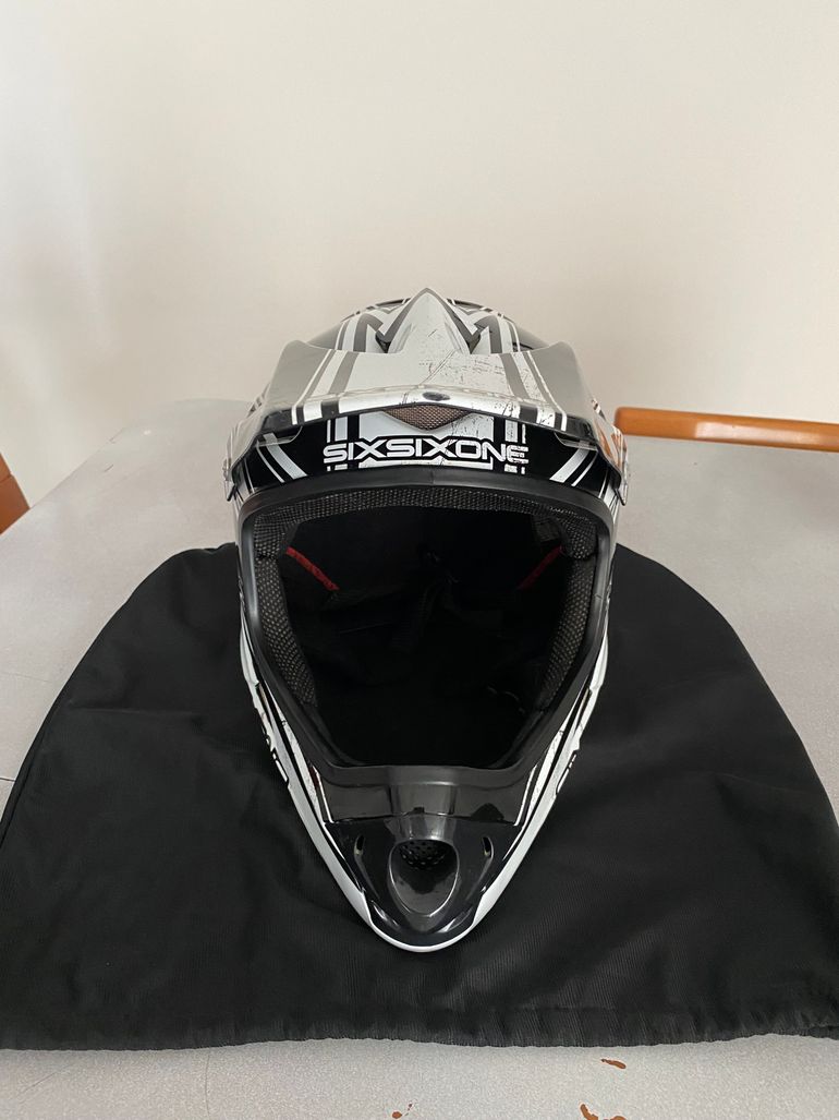 Used SixSixOne Shift Comp bike — image 4 of 6