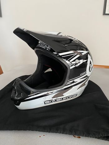 Used SixSixOne Shift Comp bike — image 6 of 6