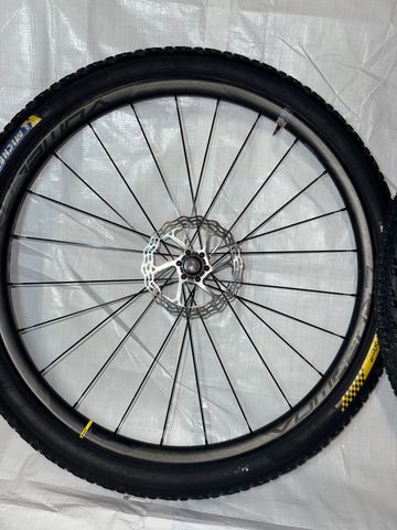 Brugt Mavic Crossmax SL Ultimate 2025 bike — billede 2 af 17