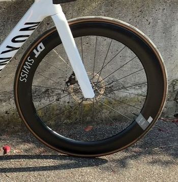 Used Dt Swiss Arc Dicut 1400 62mm 2024 bike — image 6 of 7