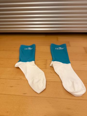 Used Van Rysel Aero Socken dstiny 2024 bike — image 2 of 3