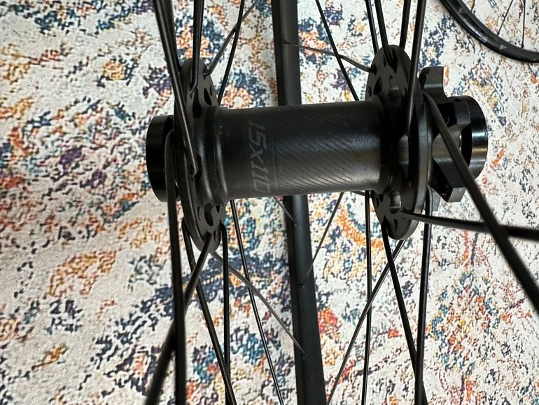 Used Specialized Alu 2023 bike — image 4 of 6