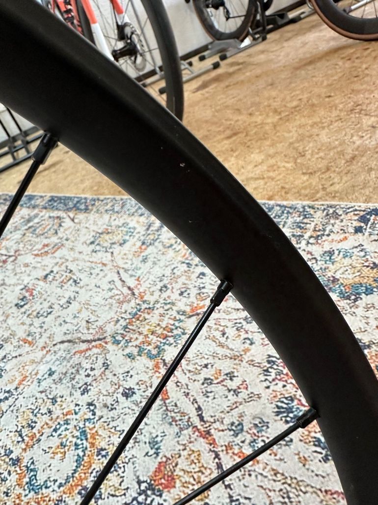 Used Specialized Alu 2023 bike — image 2 of 6