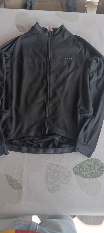 Used Van Rysel basic wintervest 2023 Cycling Clothing