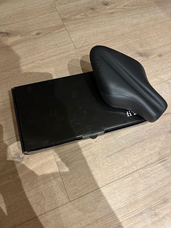 Fizik, Fizik Transiro Large Carbon Braided