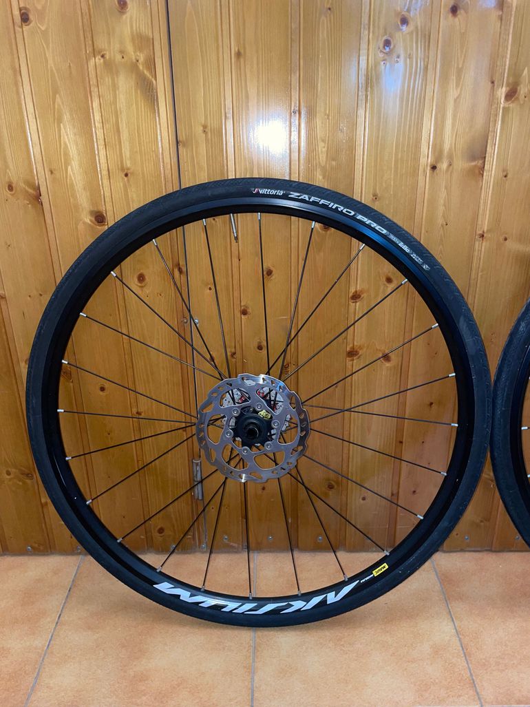 Used Mavic Askium disc 19 2024 bike — image 2 of 4