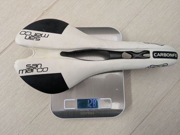 Tweedehands San Marco Aspide CarbonFX 2018 Saddles & Seatposts