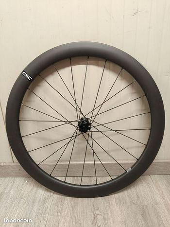 Used CSC 50mm Disc Shimano 2025 bike — image 4 of 14