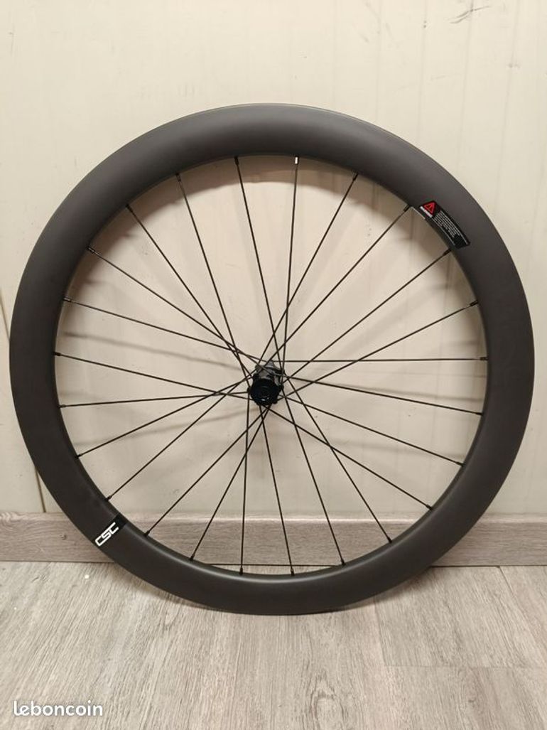 Used CSC 50mm Disc Shimano 2025 bike — image 7 of 14