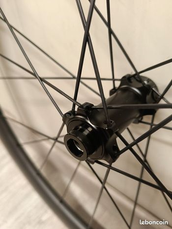Used CSC 50mm Disc Shimano 2025 bike — image 10 of 14