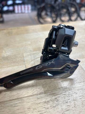 Gebrauchtes Shimano GRX 820 2 x 12v 2024 Drivetrain & Pedals