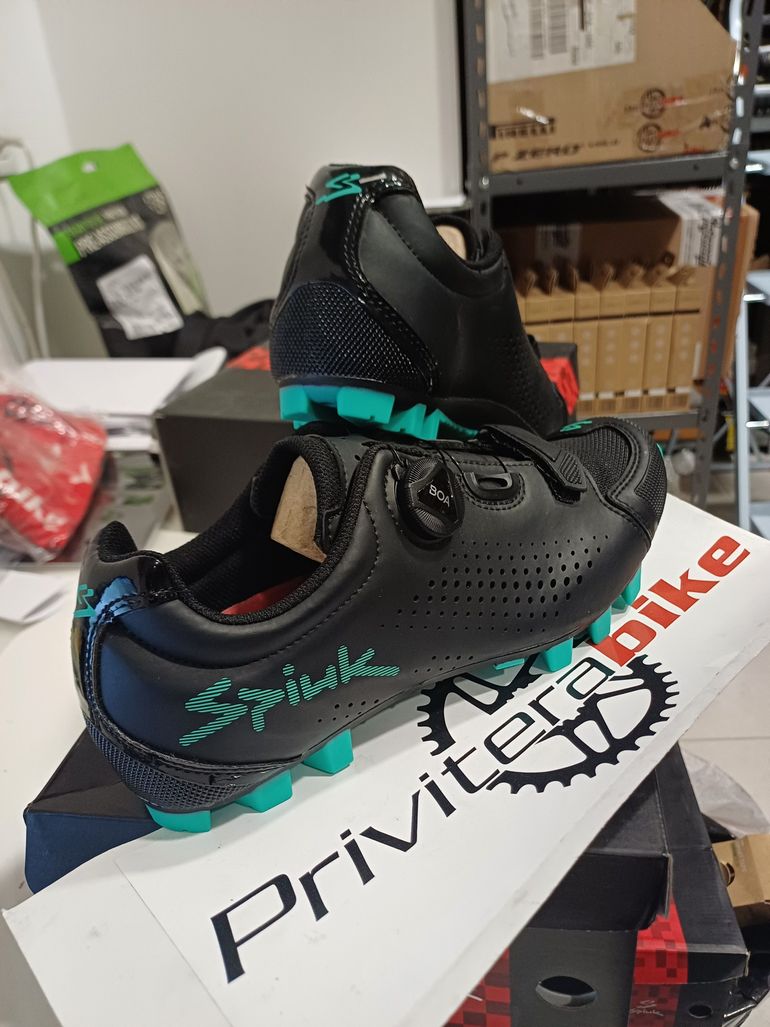 Used Spiuk SCARPE MTB  MONDIE BLACK/TURQUOISE 41 - ZMONDM341 2023 bike — image 2 of 2