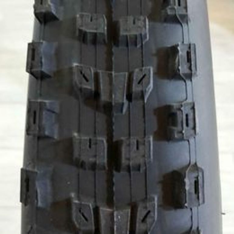 Used Maxxis Dissector 29x2.40WT bike — image 3 of 3