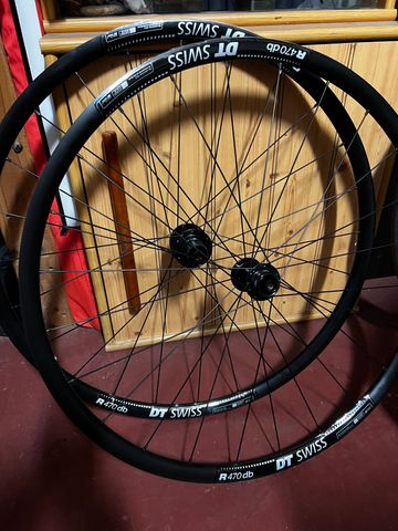 Used Dt Swiss R470db Disk 2020 bike — image 4 of 4