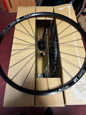 Used Dt Swiss R470db Disk 2020 bike — image 1 of 4
