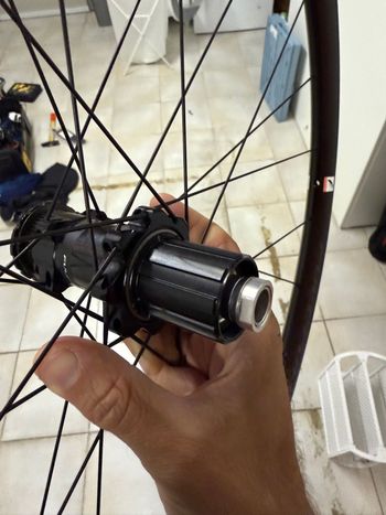 Brugt Fulcrum red metal 5 2025 bike — billede 2 af 2