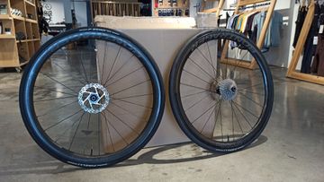 Brugt Trek Bontrager AEOLUS RSL 37 2023 bike — billede 18 af 18