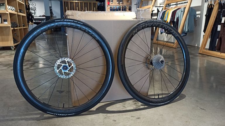 Trek Bontrager AEOLUS RSL 37 2023