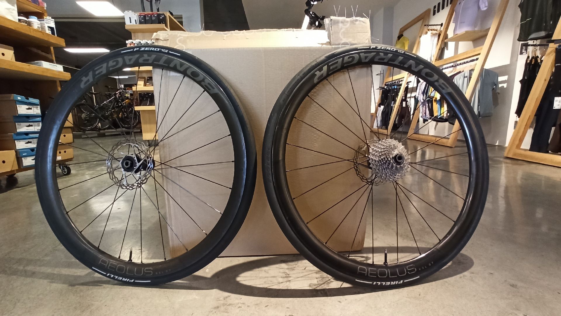 たっしゃん！アイオロスRSL37 Trek Bontrager AEOLUS RSL 37 2023