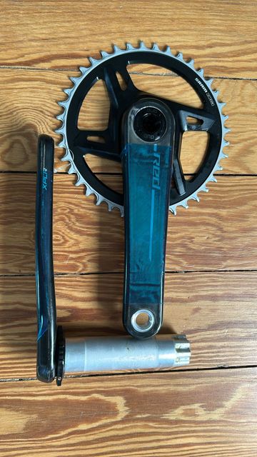 Brugt Sram Pédalier SRAM Red XPLR bike — billede 1 af 3