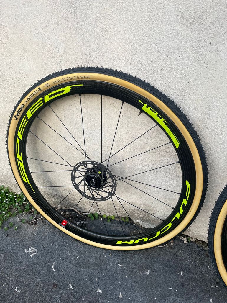 Road Bike Wheels Roue Fulcrum Wind 400 Carbon Fulcrum WIND 40 DB