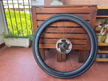 Brugt Hollowgram KNOT SL 45 mm 2023 bike — billede 1 af 5