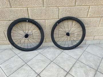 Used Shimano roval rapide clx2 2025 bike — image 6 of 6