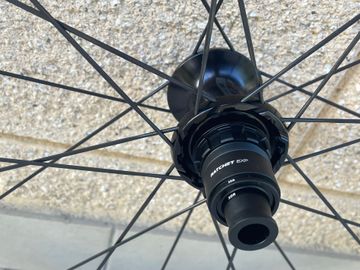 Used Shimano roval rapide clx2 2025 bike — image 3 of 6
