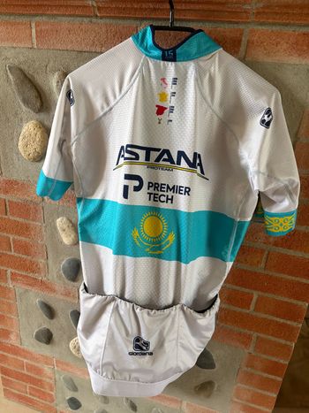 Used Wilier champion Kazakhstan bike — image 2 of 7