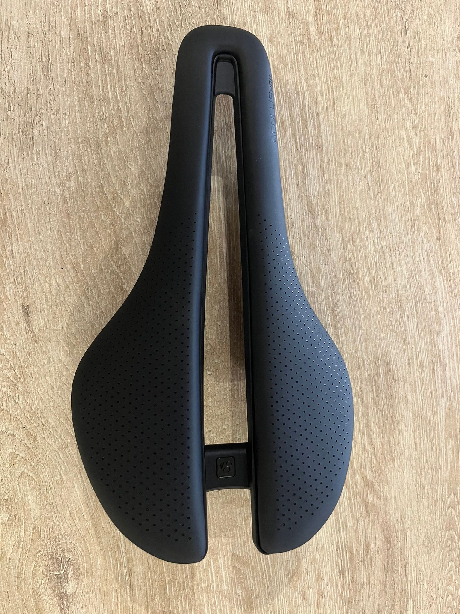 Bontrager AEOLUS PRO short 145MM carbon NEW 2025