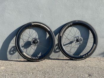 Used Roval clx 2 2024 Wheels