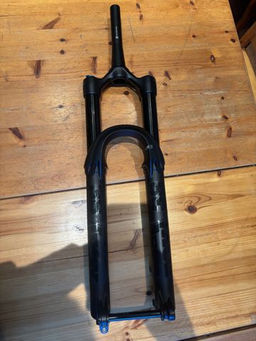 Gebrauchtes RockShox Fox 38 Float Performance 2023 Fork