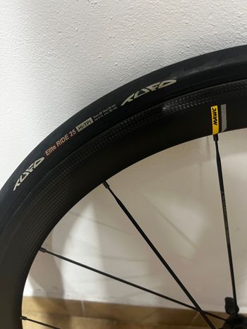 Used Mavic pro carbonio 2021 bike — image 4 of 7